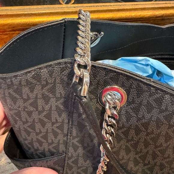 Michael Kors Black and Gray Jet Set Signature Tote - Picture 8 of 16